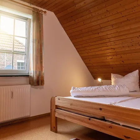 50008 Apartman *